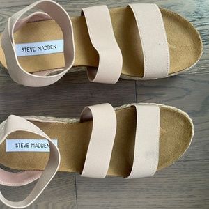 Steve Madden Sandel size 9 for women